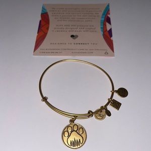 Alex & Ani + Paw Print 🐾 Bronze Gold NYC Skyline Mayors Alliance Bracelet